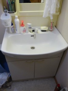 サイド収納で収納力UP!TOTOオクターブにお取替え サイド収納で収納力UP!TOTOオクターブにお取替え